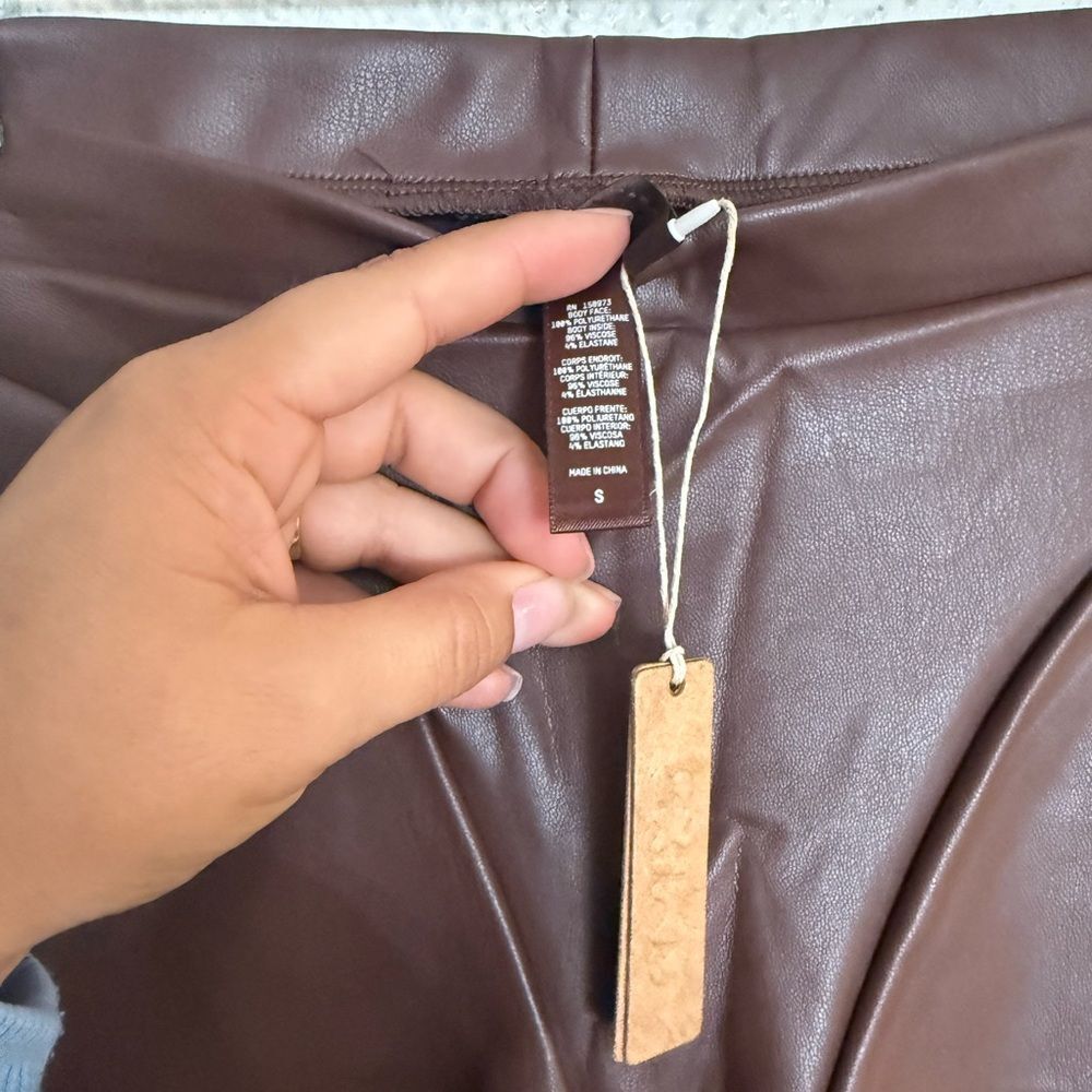 Skims faux leather biker short cocoa color size S NWT - Picture 7 of 9